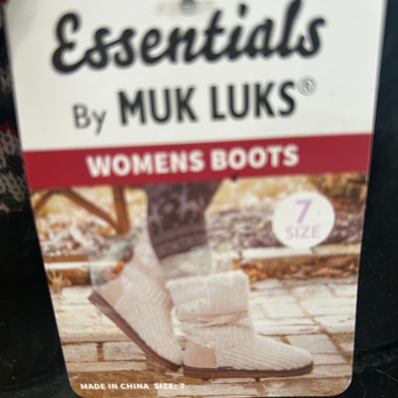 Essential by Muk Luks womens boots Sz 7 - Picture 5 of 6